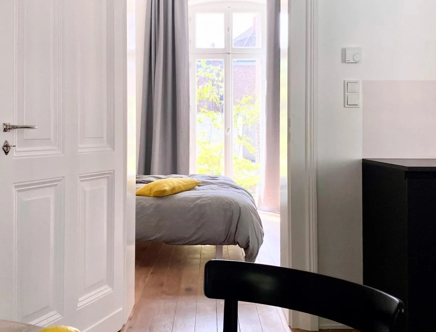 Zehuus - Historischer Charme Köln Apartment
