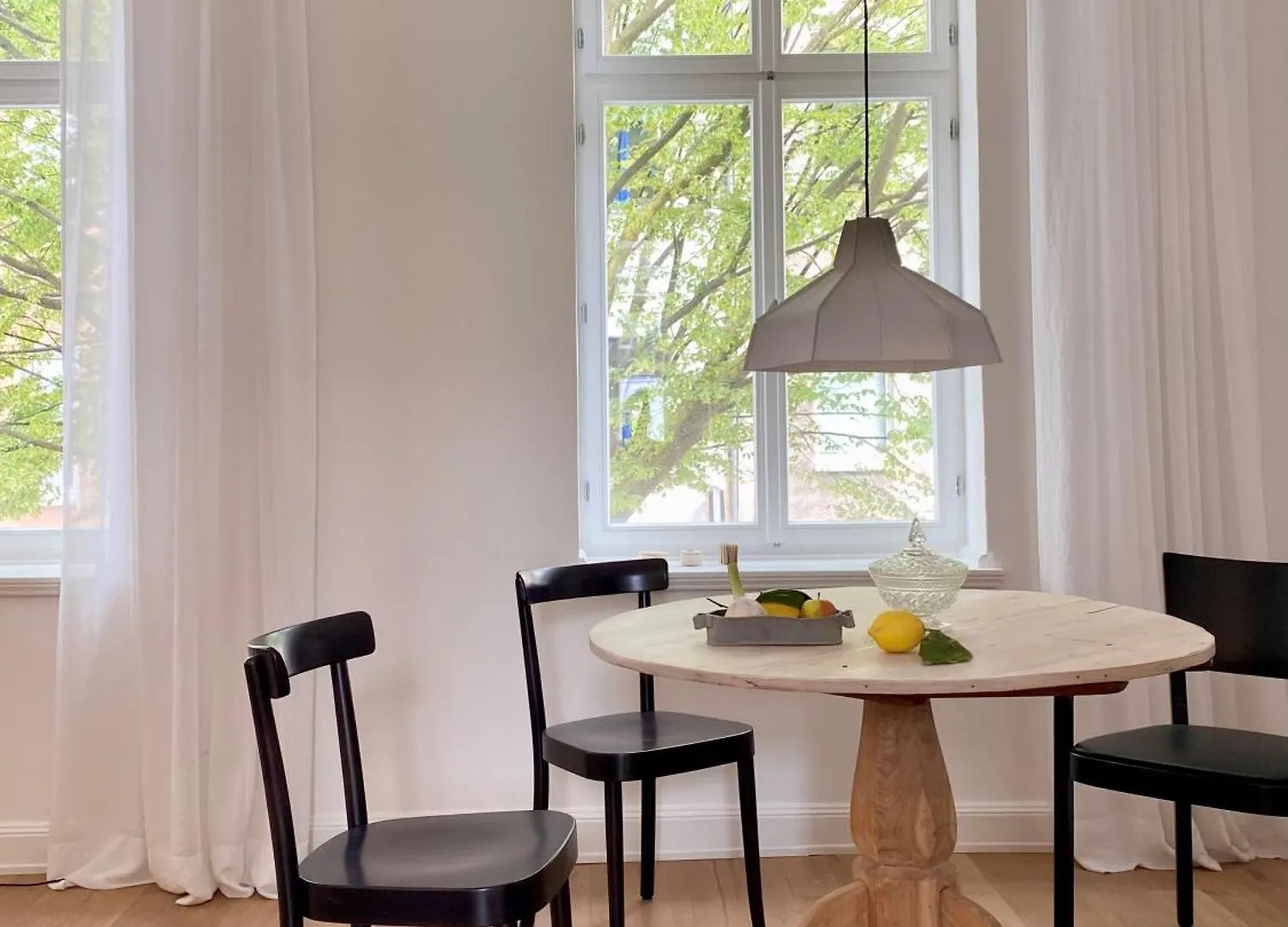 Zehuus - Historischer Charme Köln Apartment